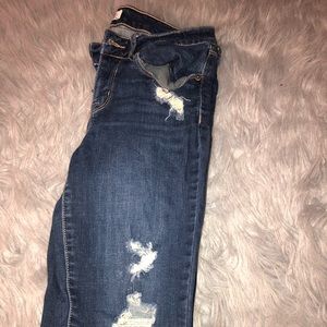 Bullhead ripped jeans
